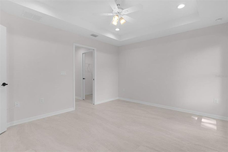 Spacious, unfurnished interior of a new home in , Wildwood (Image 40).