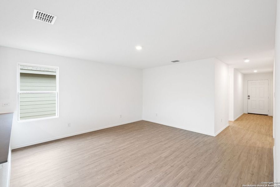 Spacious, unfurnished interior of a new home in Torian Village, San Antonio (Image 15). Spacious, unfurnished interior of a new home in Torian Village, San Antonio (Image 15).
