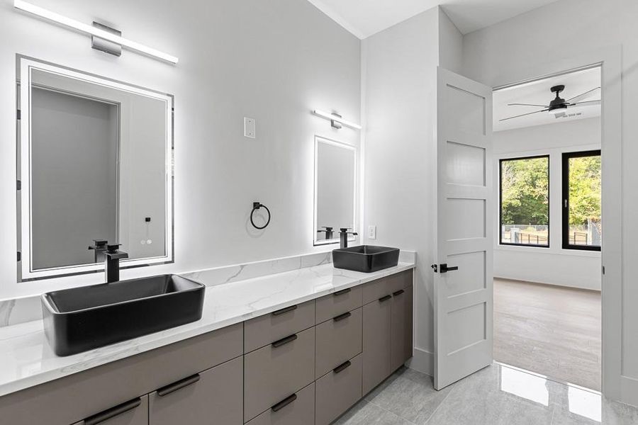 Furnished interior view inside a new home in , Buford (Image 27).