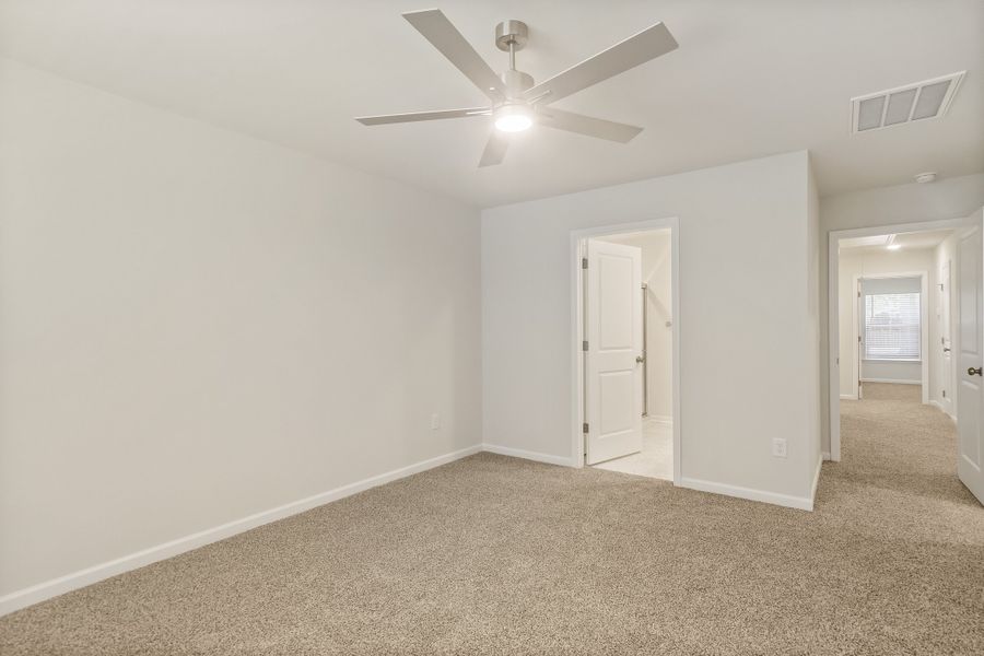 Representative unfurnished interior of a home built from the Ashford by Veranda Homes in The Falls, Blythewood (Image 7).