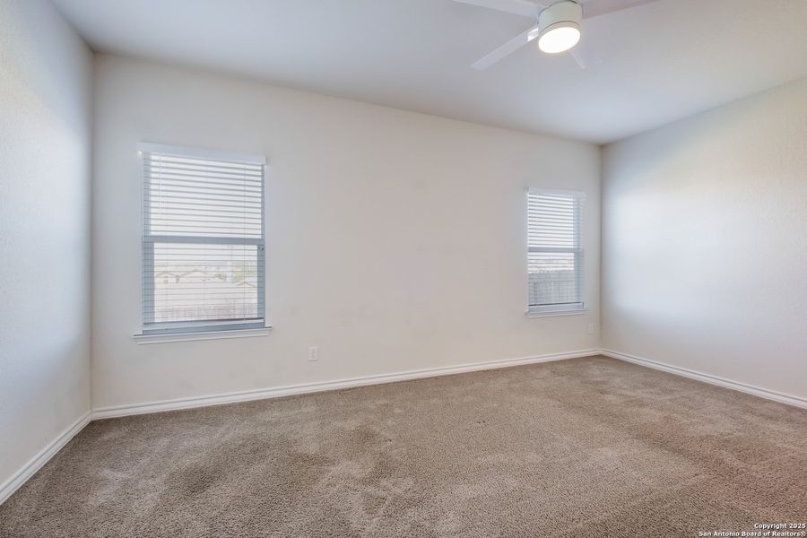 Spacious, unfurnished interior of a new home in Laurel Vistas, San Antonio (Image 36). Spacious, unfurnished interior of a new home in Laurel Vistas, San Antonio (Image 36).