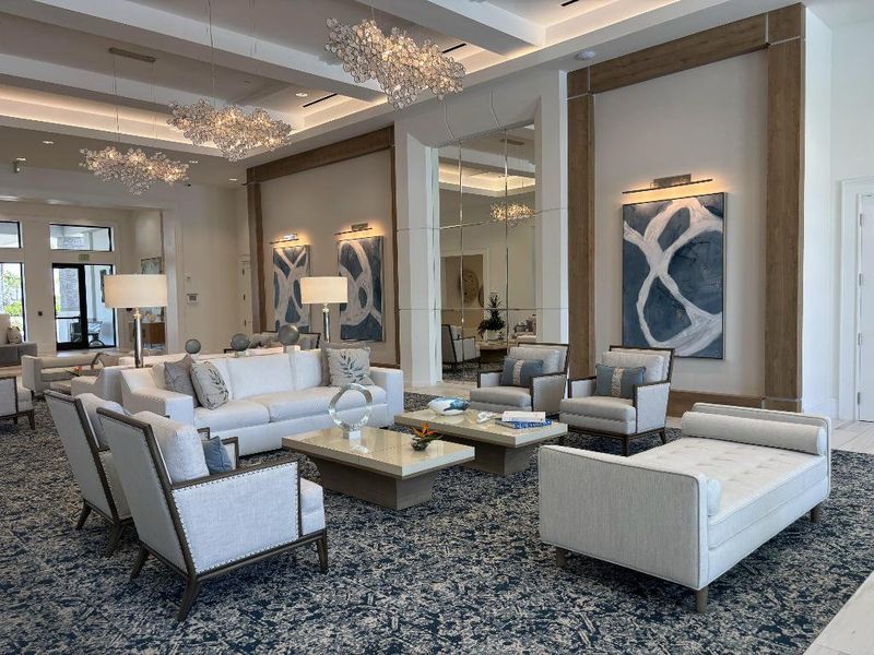 Valencia Walk Amenities