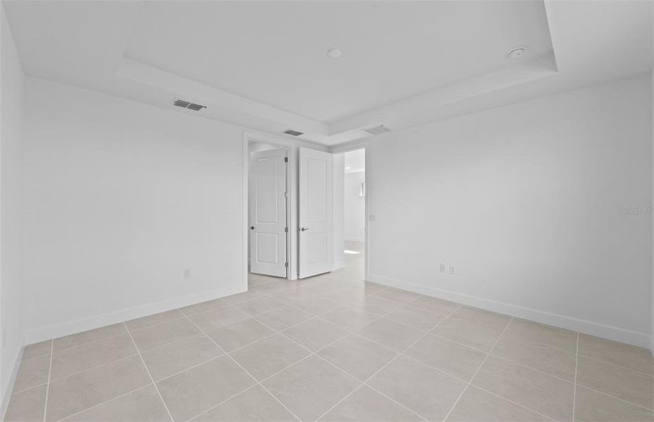 Spacious, unfurnished interior of a new home in BeachWalk by Manasota Key, Englewood (Image 29). Spacious, unfurnished interior of a new home in BeachWalk by Manasota Key, Englewood (Image 29).