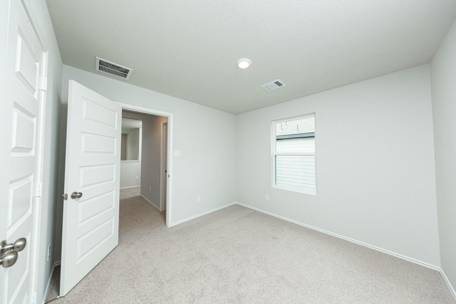 Spacious, unfurnished interior of a new home in Townsend Reserve, Splendora (Image 12).