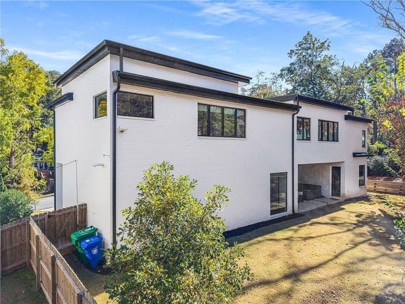 Exterior details and patio area of a home in , Brookhaven (Image 24).