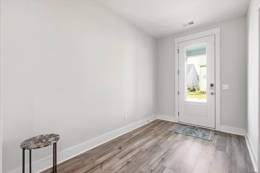 Spacious, unfurnished interior of a new home in Nexton - Midtown - The Village Collection, Summerville (Image 27).