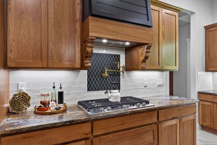 Close-up of interior finishes inside a home in , La Vernia (Image 19). Close-up of interior finishes inside a home in , La Vernia (Image 19).