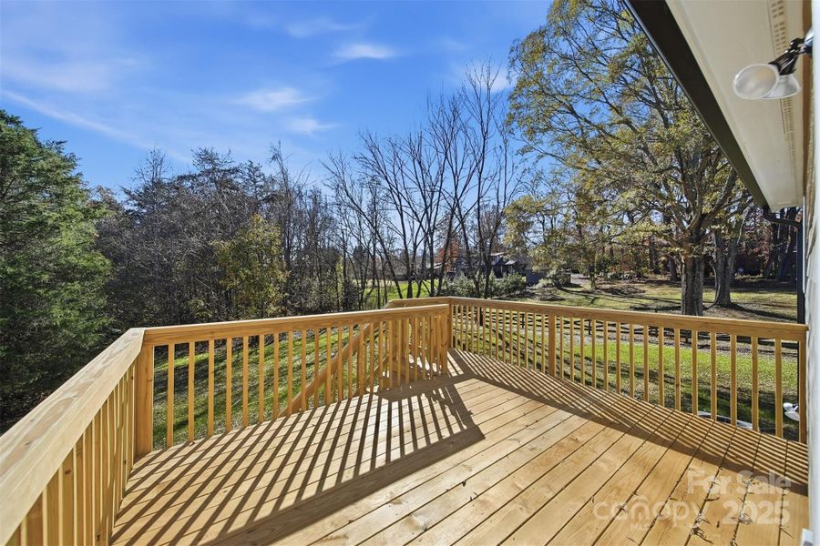 Exterior details and patio area of a home in , Newton (Image 4).