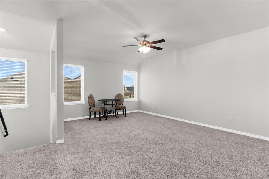 Spacious, unfurnished interior of a new home in , Aubrey (Image 18).