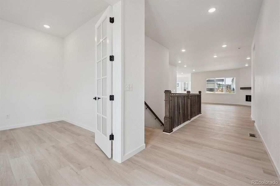 Image 23 of a home in The Aurora Highlands.