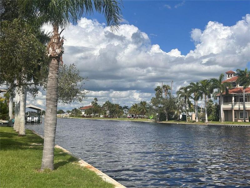 Image 84 of a home in .