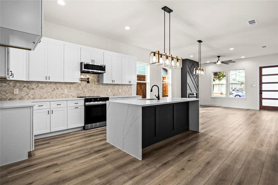 Furnished interior view inside a new home in , Dallas (Image 3).