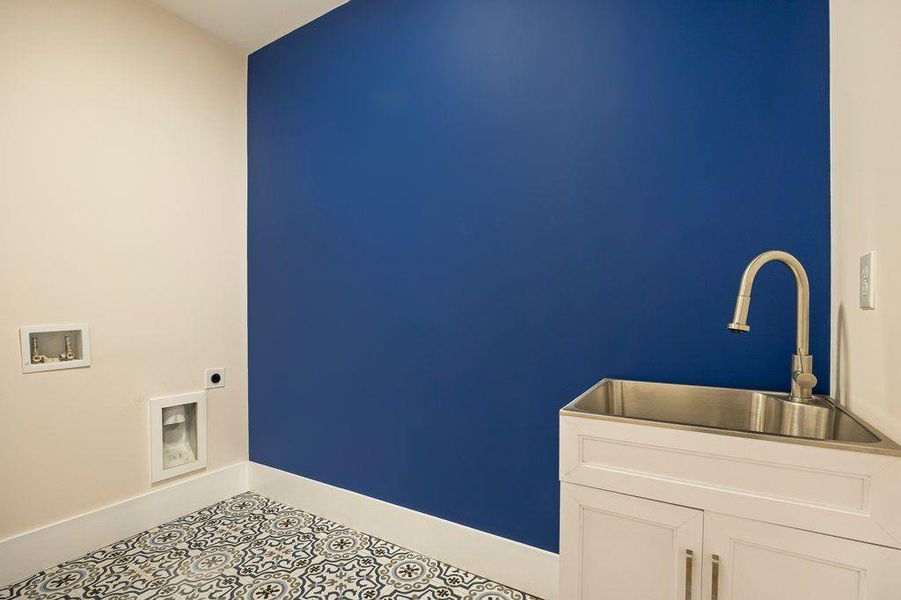 Image 50 of a home in .