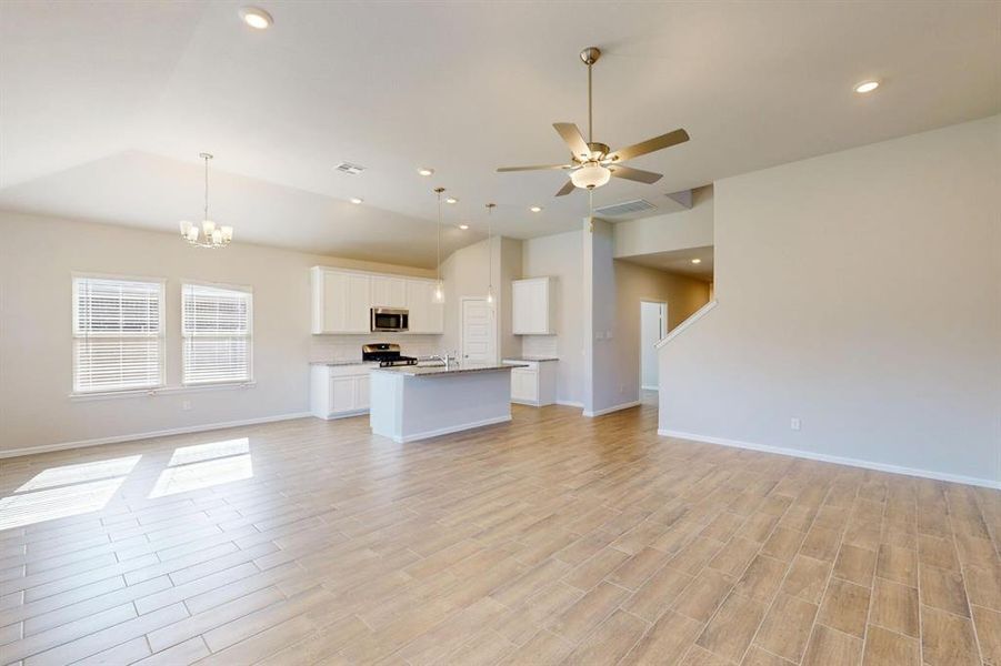 Image 35 of a home in Mobberly Farms.