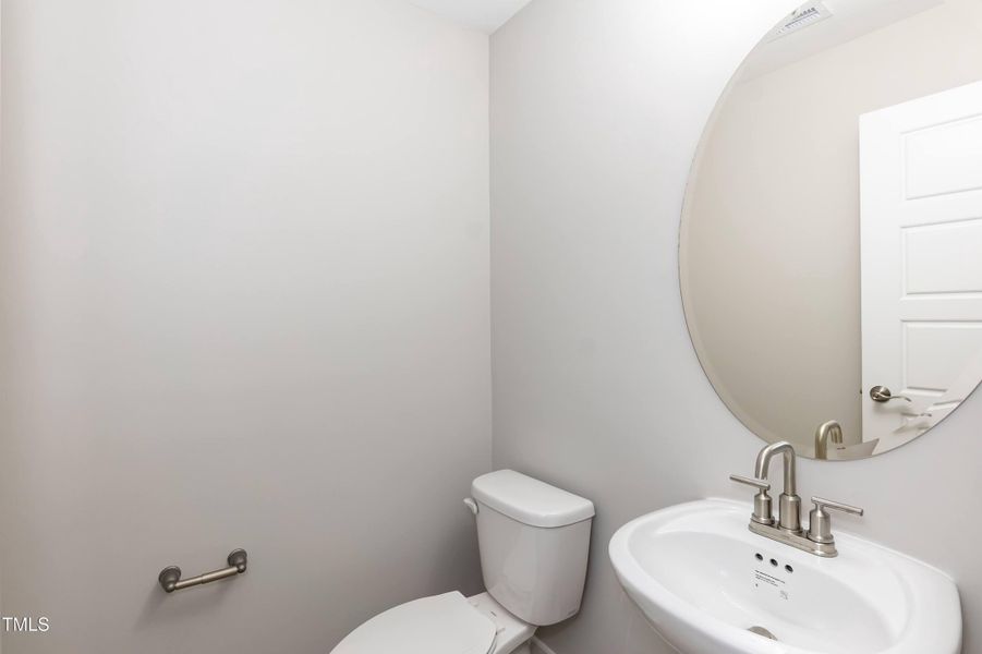 Bathroom 01 Bathroom 01