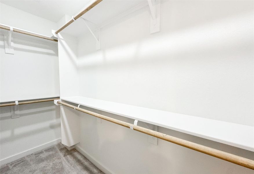 Spacious, unfurnished interior of a new home in , Conroe (Image 33).