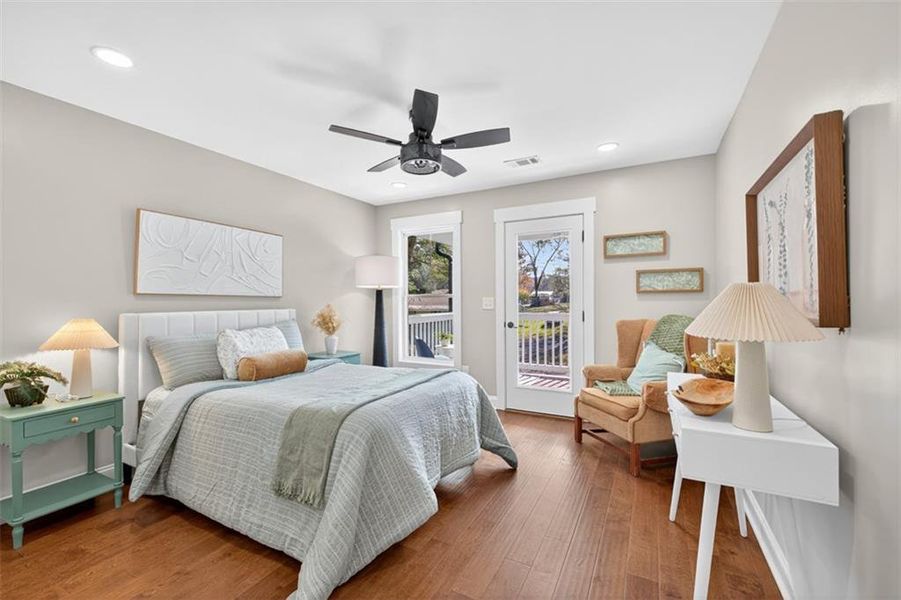 Furnished interior view inside a new home in , Covington (Image 25).