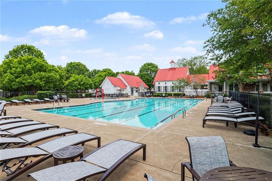 Community amenities in Carmichael Farms, Canton (Image 32).