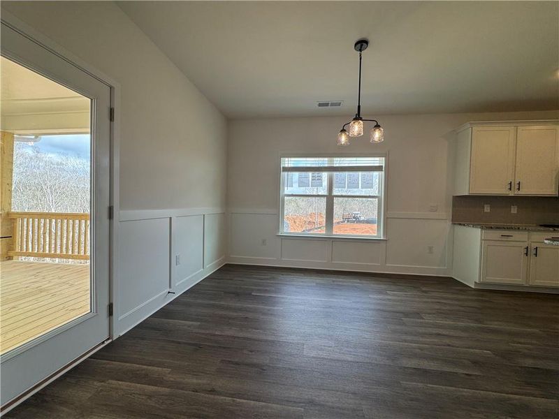 Spacious, unfurnished interior of a new home in Tuscany Hills, Douglasville (Image 15).