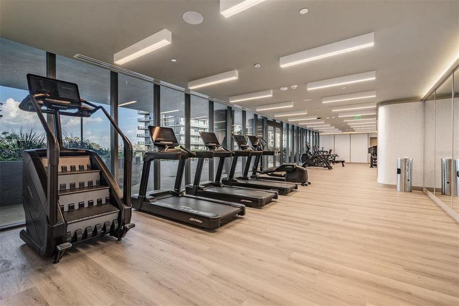 Community amenities in The Ritz-Carlton Residences, Tampa (Image 59).