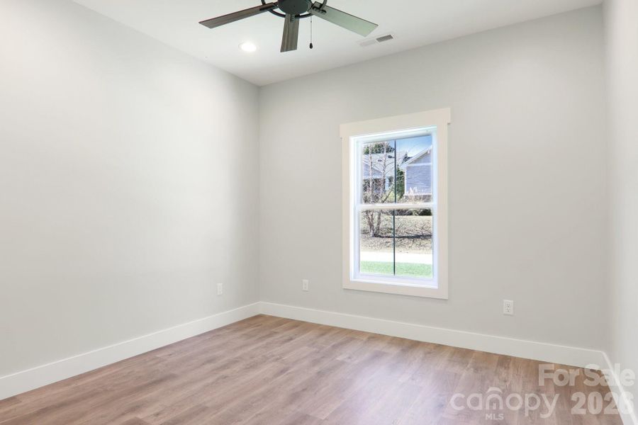 Spacious, unfurnished interior of a new home in , Hendersonville (Image 18).