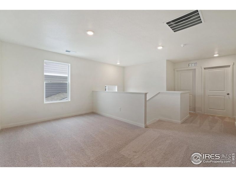 Spacious, unfurnished interior of a new home in Westgate, Greeley (Image 17).