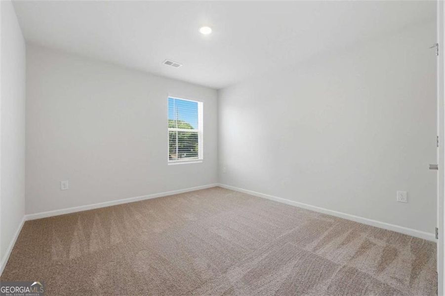 Spacious, unfurnished interior of a new home in Parkway James, Snellville (Image 21).