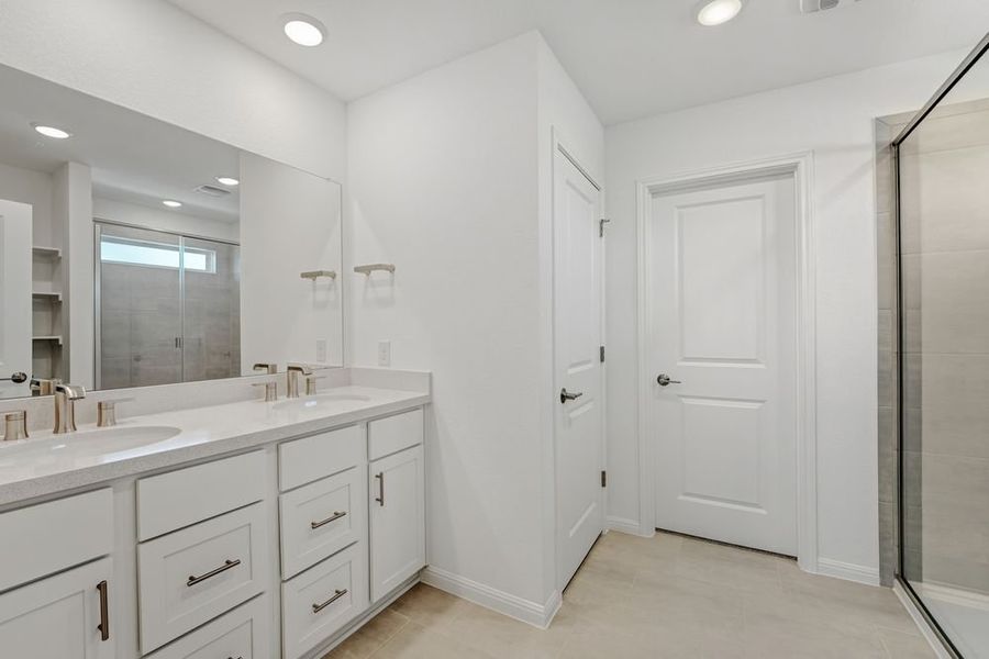 Furnished interior view inside a new home in Lisso, Pflugerville (Image 5).
