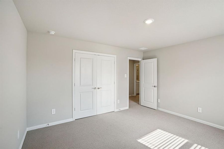 Photo is not of the actual home, but is an inspirational photo of builder’s model home and may depict options, furnishings, and/or decorator features that are not included.