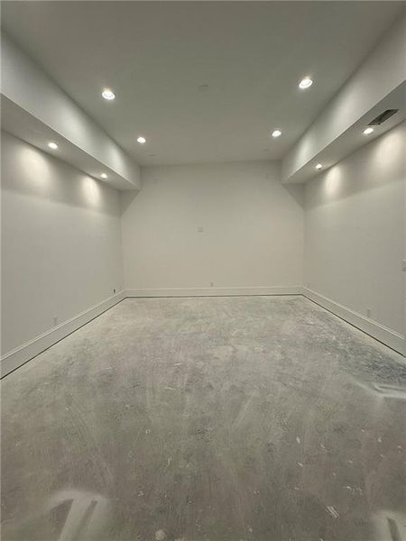 Spacious, unfurnished interior of a new home in , Atlanta (Image 20).