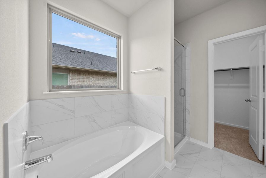 Furnished interior view inside a new home in Laurel Landing, Alvin (Image 9).