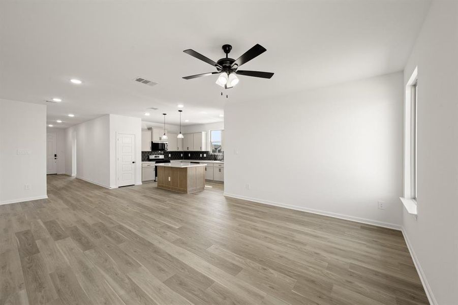 3132 Areca- Living Room-2 3132 Areca- Living Room-2