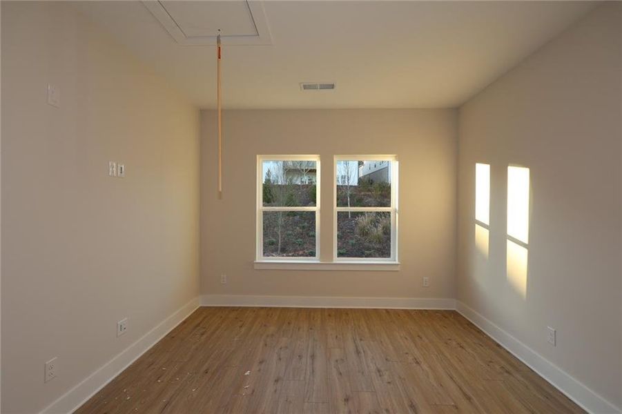 Spacious, unfurnished interior of a new home in Havencroft, Woodstock (Image 10). Spacious, unfurnished interior of a new home in Havencroft, Woodstock (Image 10).