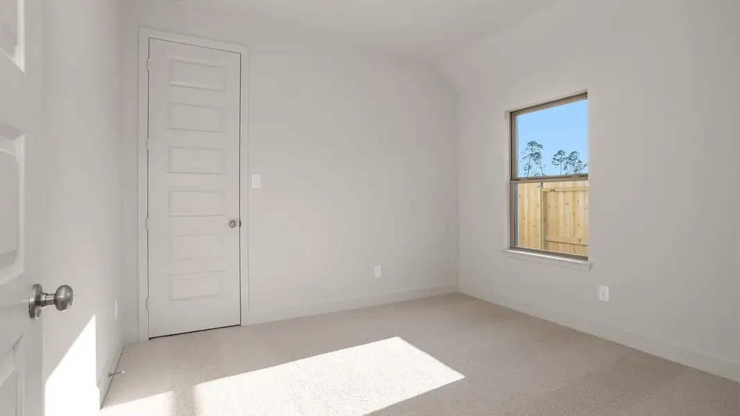 Spacious, unfurnished interior of a new home in The Woodlands Hills 40', Willis (Image 5). Spacious, unfurnished interior of a new home in The Woodlands Hills 40', Willis (Image 5).