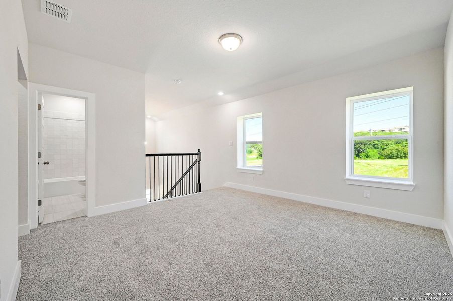 Image 19 of a home in Crown Ridge Manor.