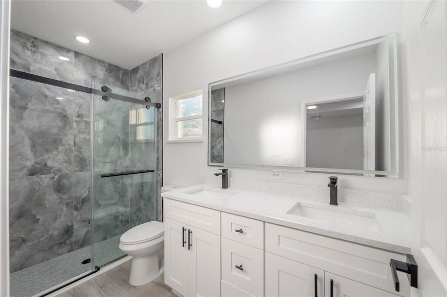 Furnished interior view inside a new home in , Ocala (Image 43).