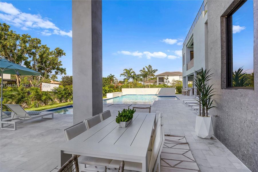 Exterior details and patio area of a home in , Davie (Image 30).