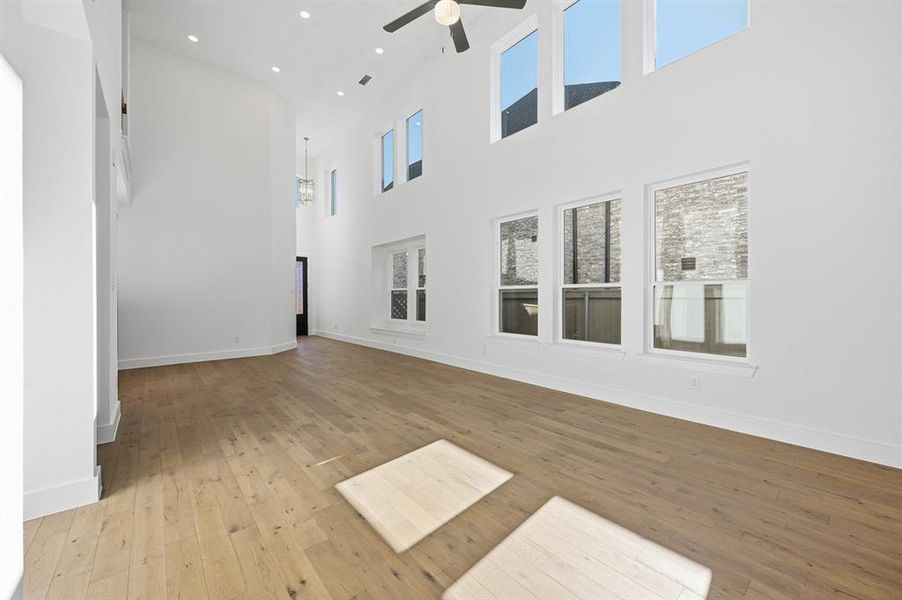 Spacious, unfurnished interior of a new home in Pecan Square, Northlake (Image 12).