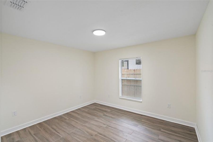 Spacious, unfurnished interior of a new home in , Apopka (Image 19).