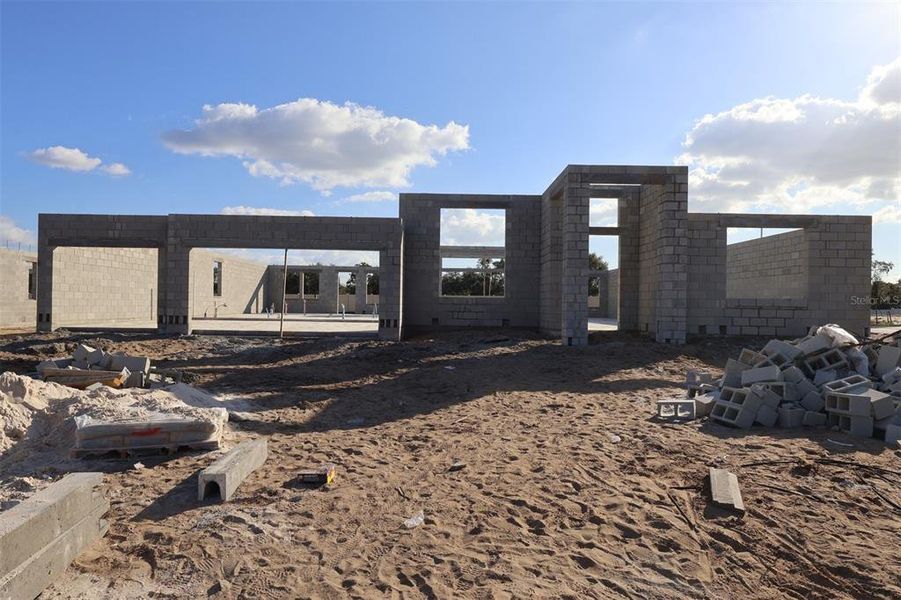 In-progress construction of a new home in Willow Run, Apopka, FL (Image 5).