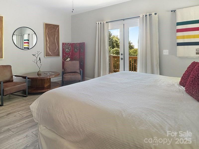 Furnished interior view inside a new home in , Bryson City (Image 21).