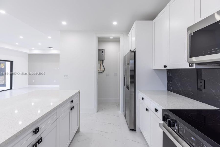 Furnished interior view inside a new home in , Cape Coral (Image 6).