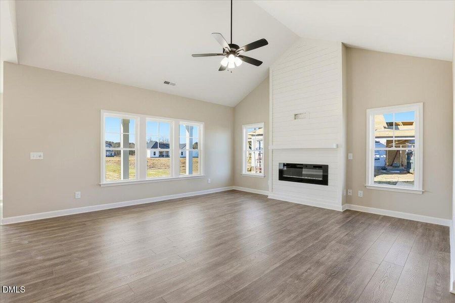 15-3711 Drew Farmer Rd-15