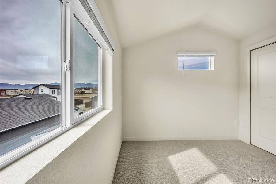 Image 33 of a home in . Image 33 of a home in .