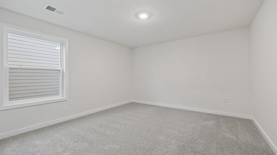 Spacious, unfurnished interior of a new home in Whitehawk Meadows, Travelers Rest (Image 27).