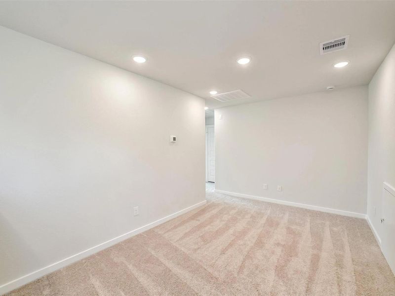 Spacious, unfurnished interior of a new home in Lakes at Black Oak, Magnolia (Image 28). Spacious, unfurnished interior of a new home in Lakes at Black Oak, Magnolia (Image 28).