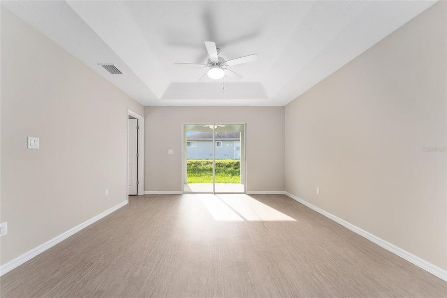 Spacious, unfurnished interior of a new home in , Floral City (Image 45).