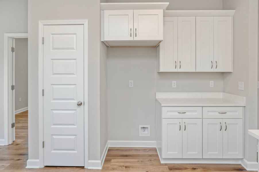 Representative furnished interior of a home built from the Austin by CJL Homes in Longview Estates, Crestview (Image 5).