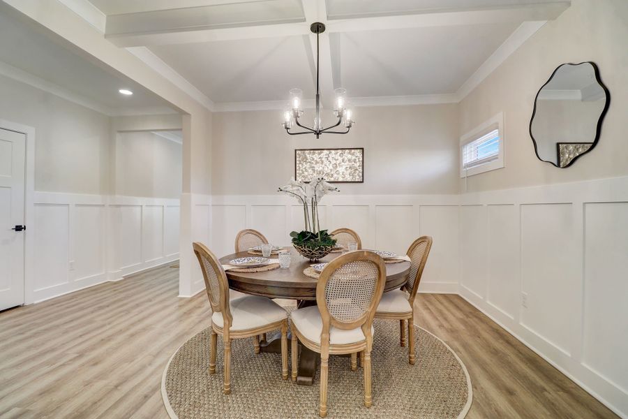 Representative furnished interior of a home built from the Bradley II by Great Southern Homes in Lynbrook, Boiling Springs (Image 13).