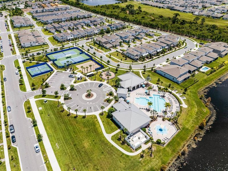 Image 37 of a home in Isles of Lake Nona.